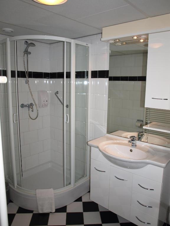 Chambre Familiale